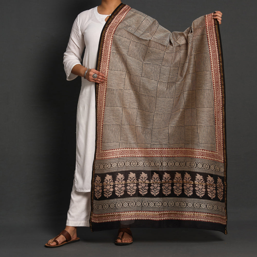 bagru dupatta