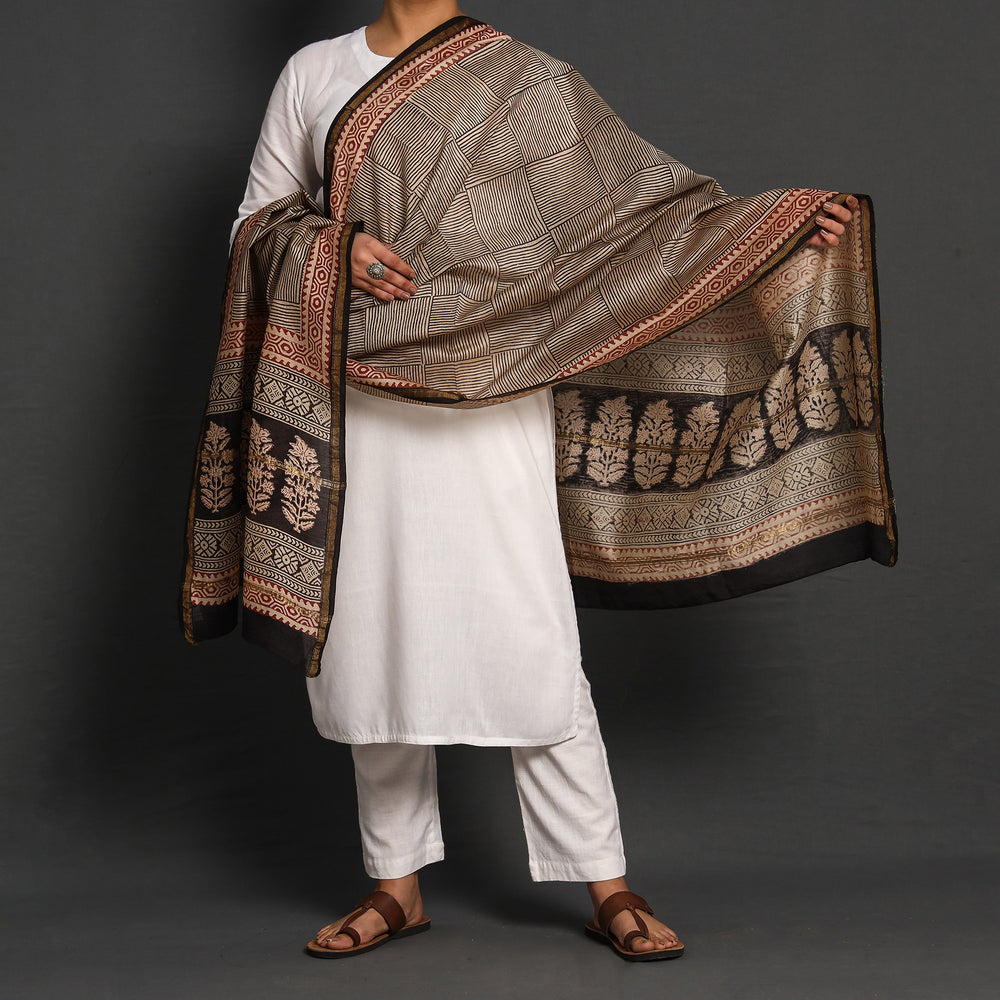 bagru dupatta