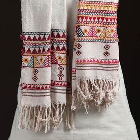 Orissa Tribal Kapadaganda Hand Embroidered Pure Handwoven Cotton Stole 34
