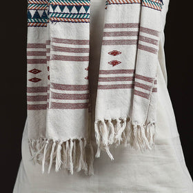 Orissa Tribal Kapadaganda Hand Embroidered Pure Handwoven Cotton Stole 35