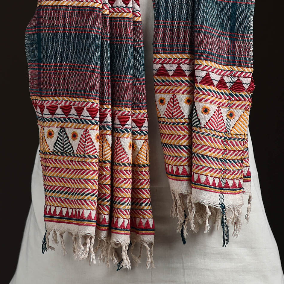 Orissa Tribal Kapadaganda Hand Embroidered Pure Handwoven Cotton Stole 37