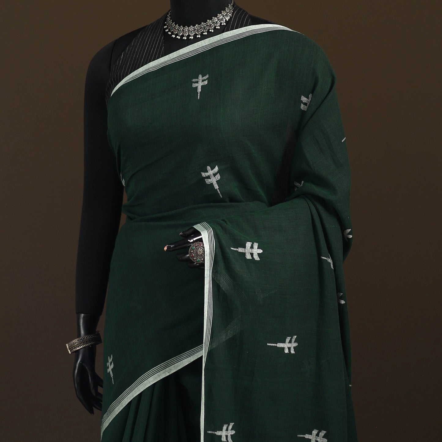 Phulia Jamdani Pure Handloom Cotton Saree with Tassels (Count 92/40) 34