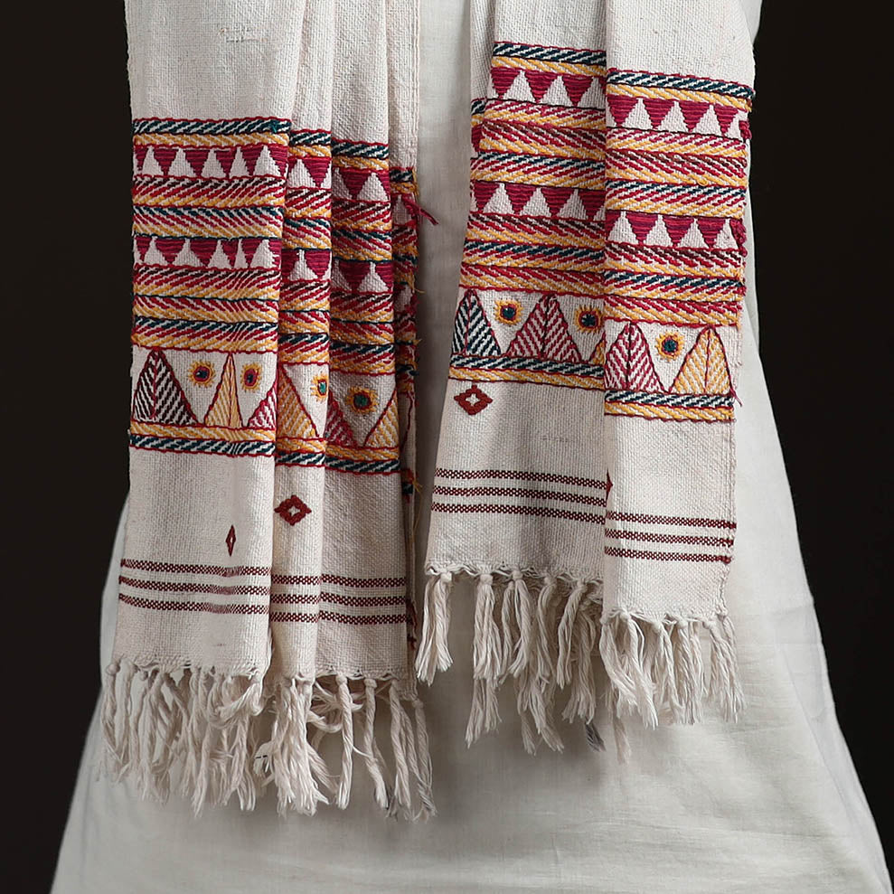 Orissa Tribal Kapadaganda Hand Embroidered Pure Handwoven Cotton Stole 38