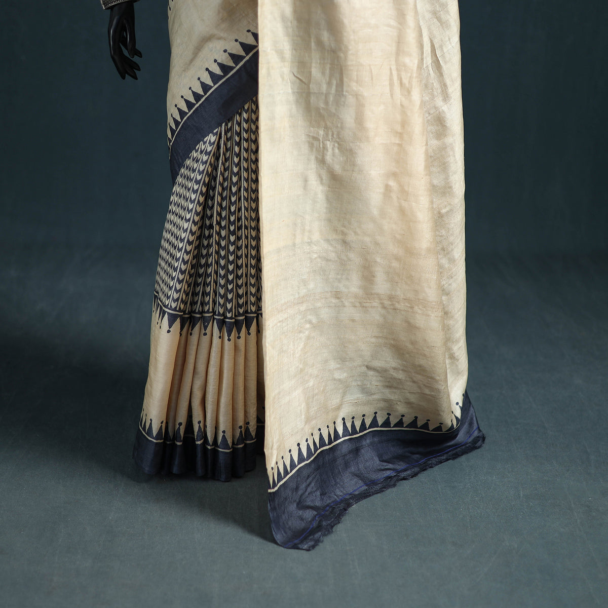 Tussar Silk Pure Handloom Saree in Bengal Hand Block Prints 04
