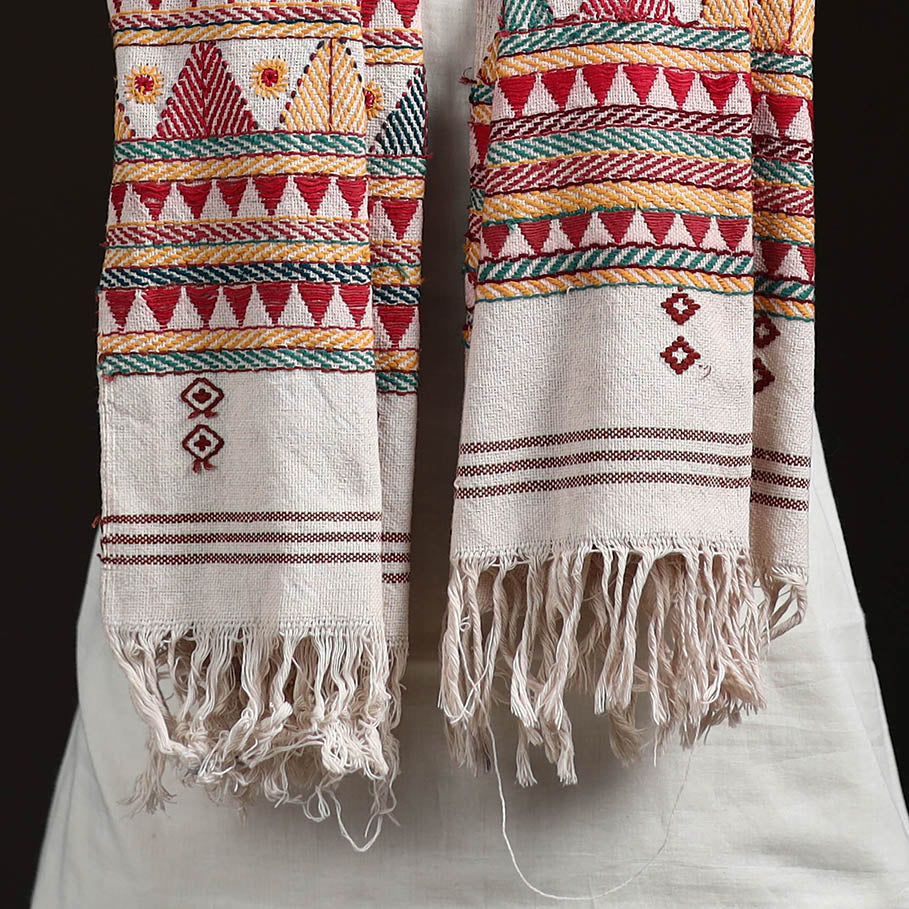 Orissa Tribal Kapadaganda Hand Embroidered Pure Handwoven Cotton Stole 41