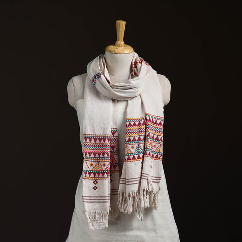 Orissa Tribal Kapadaganda Hand Embroidered Pure Handwoven Cotton Stole 46
