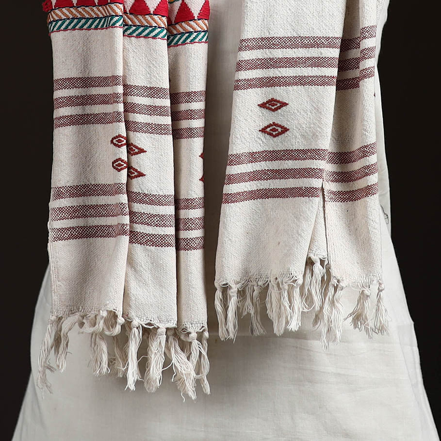 Orissa Tribal Kapadaganda Hand Embroidered Pure Handwoven Cotton Stole 47