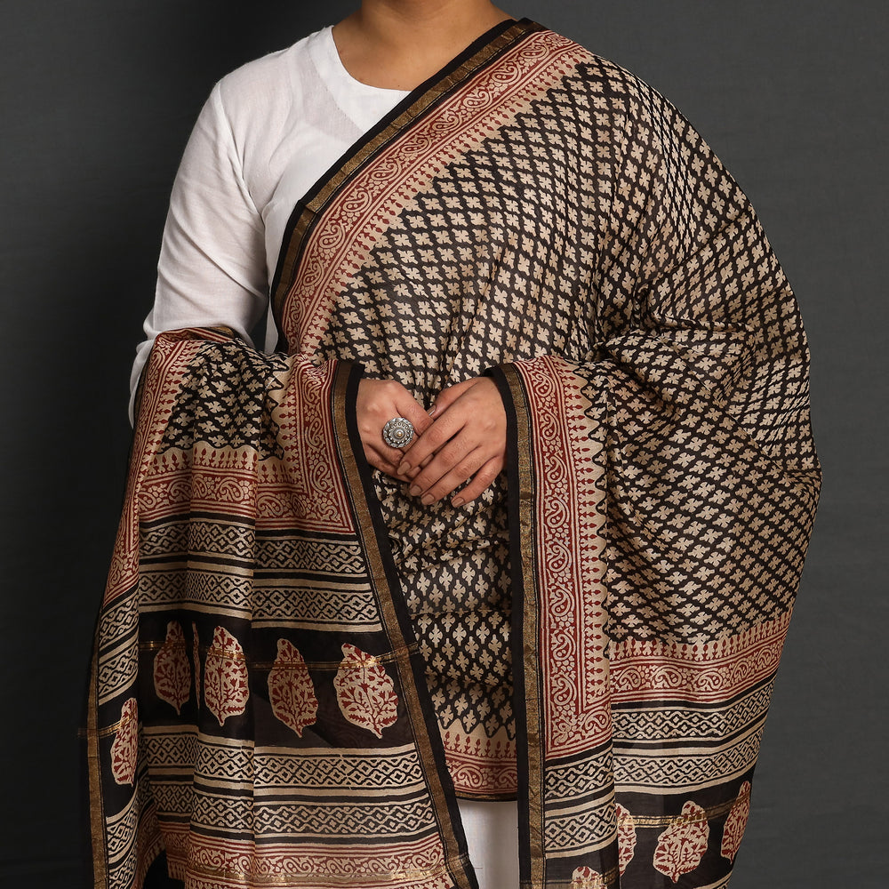 bagru dupatta