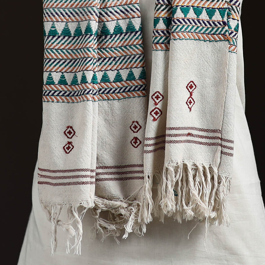 Orissa Tribal Kapadaganda Hand Embroidered Pure Handwoven Cotton Stole 50