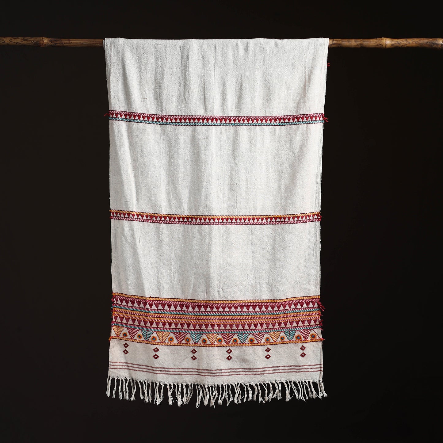 Orissa Tribal Kapadaganda Hand Embroidered Pure Handwoven Cotton Stole 42