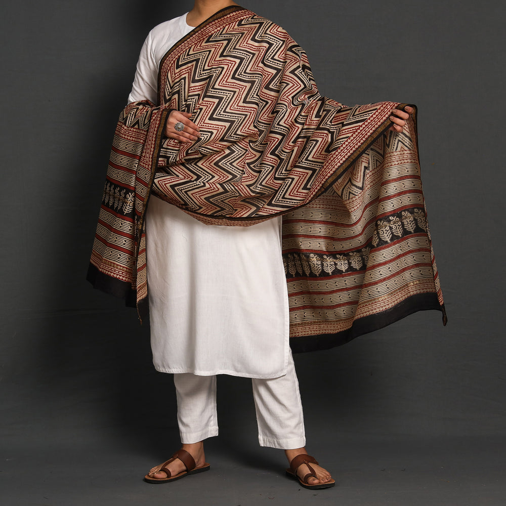 bagru dupatta