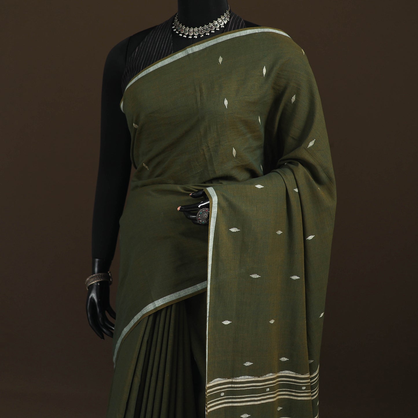 Phulia Jamdani Pure Handloom Cotton Saree with Tassels (Count 92/40) 40