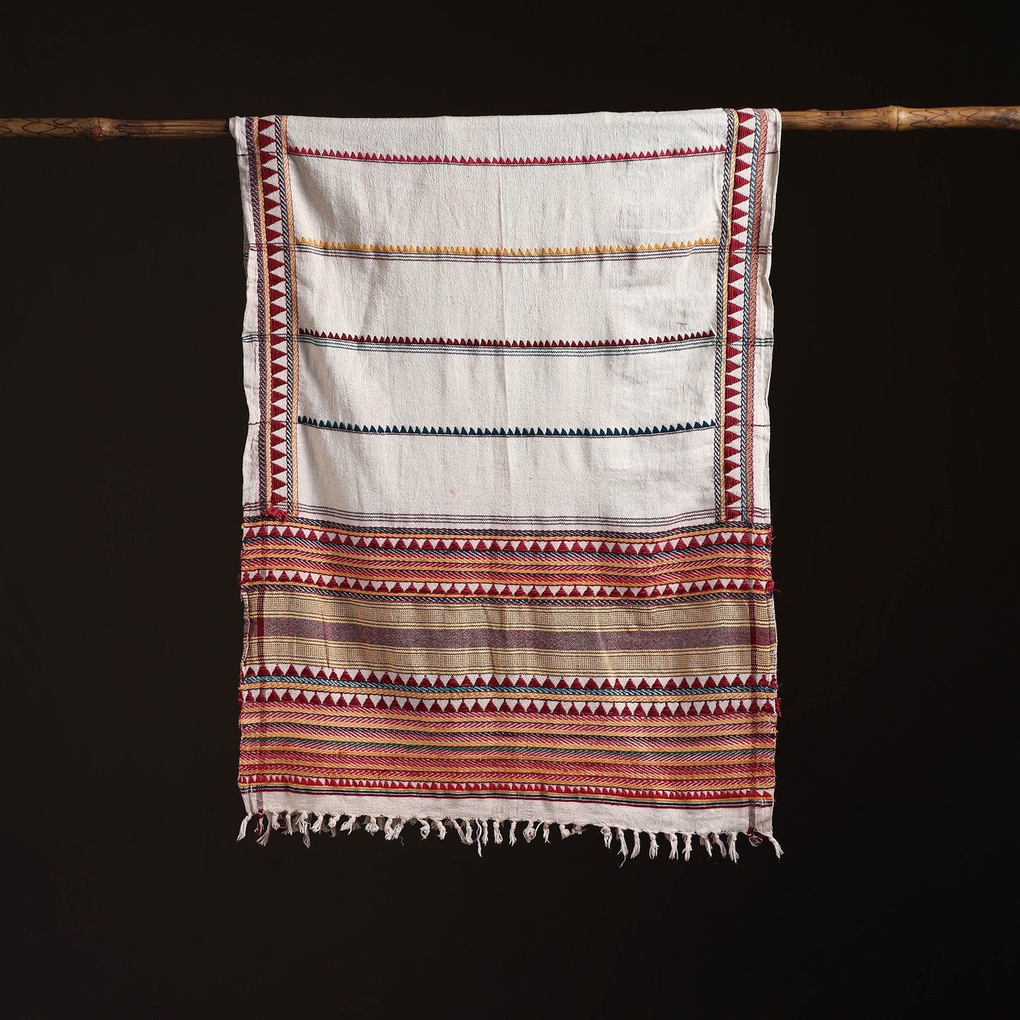Orissa Tribal Kapadaganda Hand Embroidered Pure Handwoven Cotton Stole 26