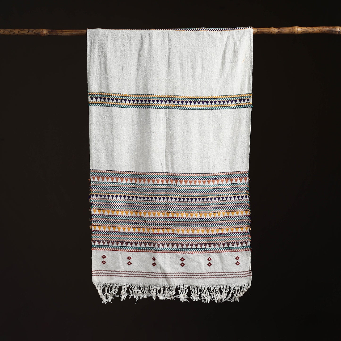 Orissa Tribal Kapadaganda Hand Embroidered Pure Handwoven Cotton Stole 22