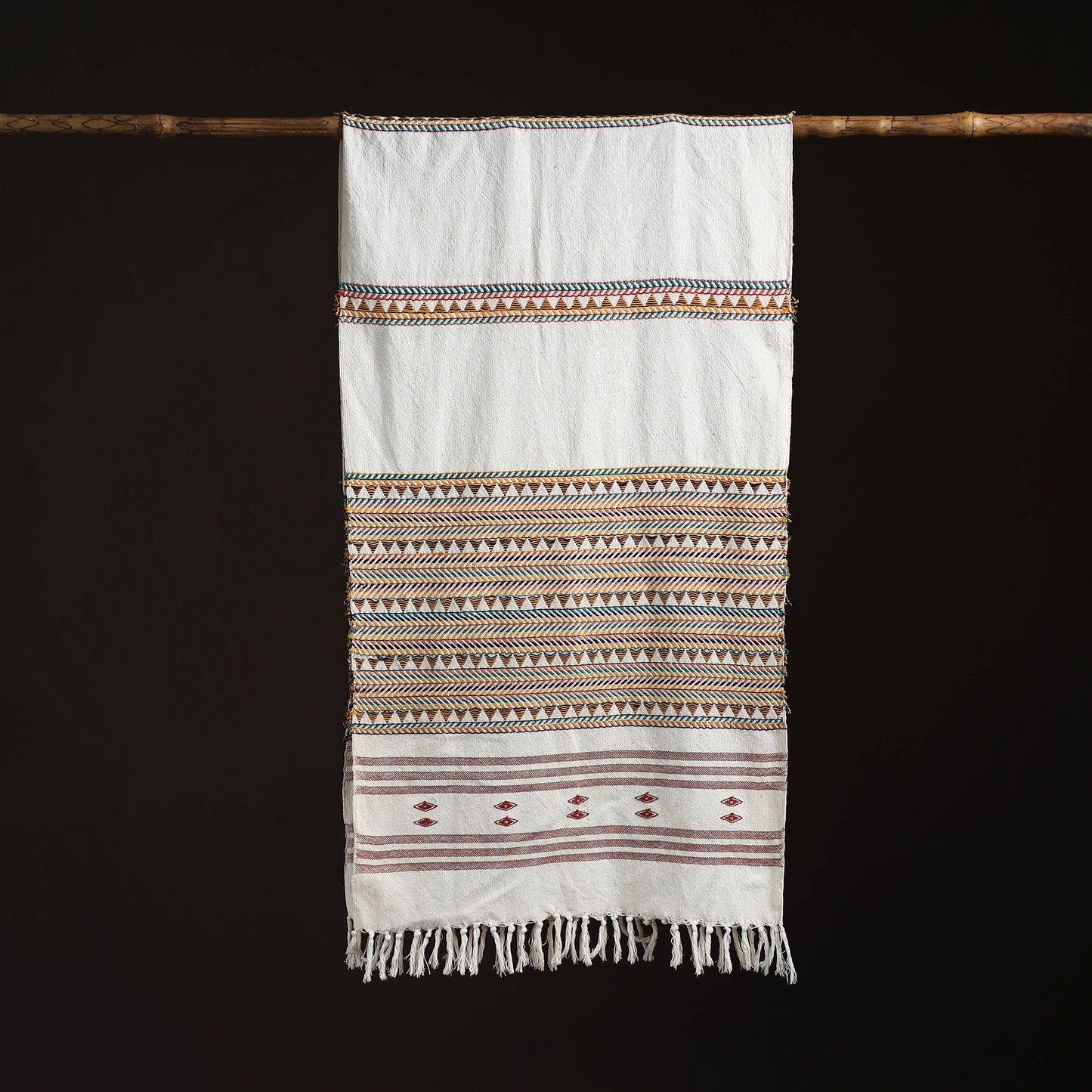 Orissa Tribal Kapadaganda Hand Embroidered Pure Handwoven Cotton Stole 16