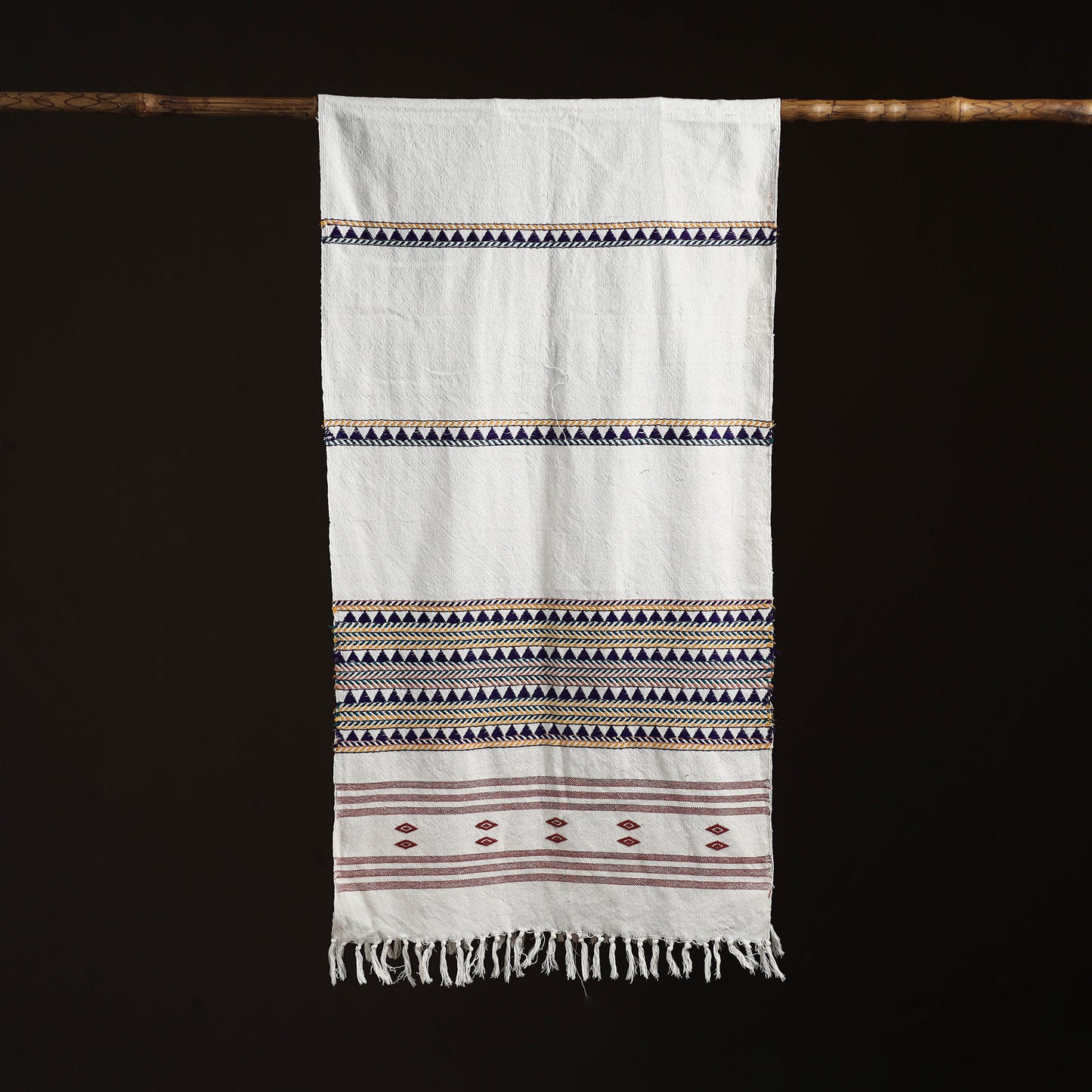 Orissa Tribal Kapadaganda Hand Embroidered Pure Handwoven Cotton Stole 15