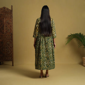 Buy Green Flared Cotton Batik Print Dress Online