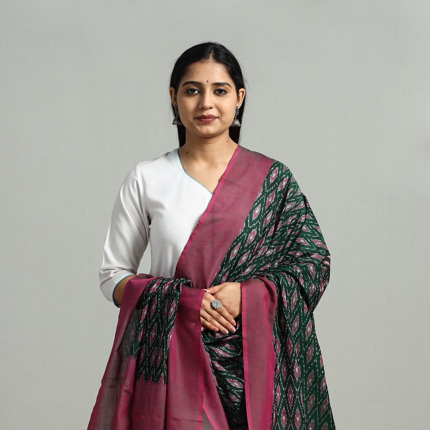 Green - Handloom Mercerized Cotton Pochampally Ikat Dupatta 06