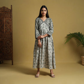 Grey - Flared Cotton Batik Print Dress 01