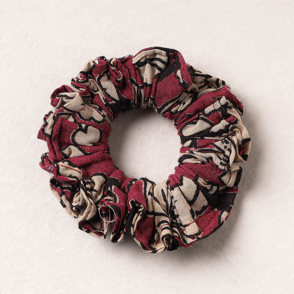 Rubber Band Scrunchie