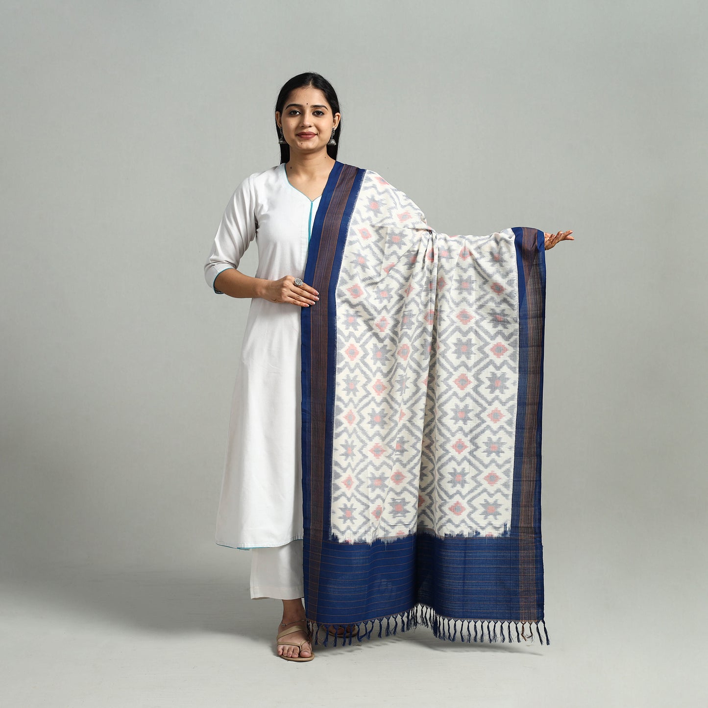 White - Handloom Cotton Pochampally Ikat Dupatta 10