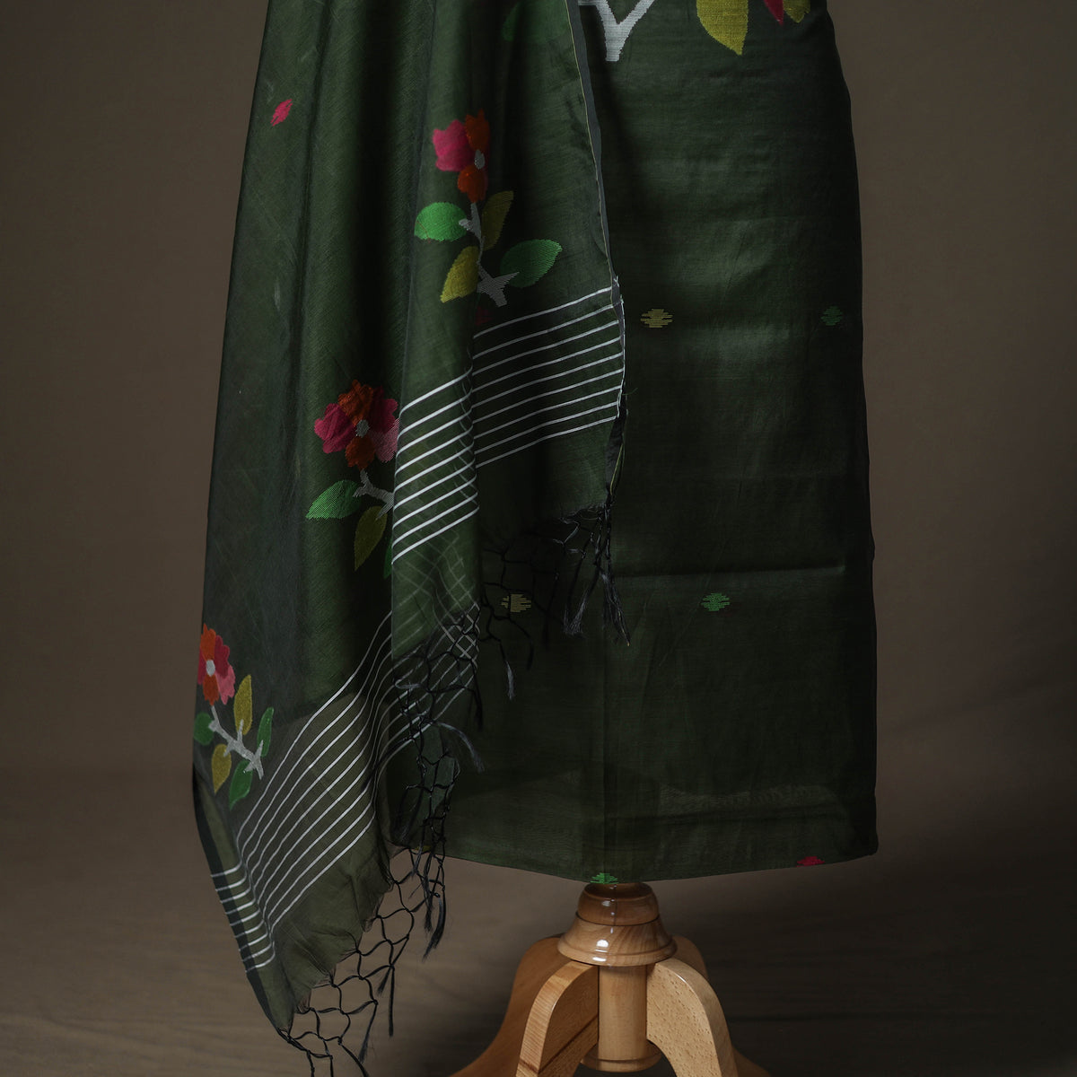 Jamdani Pure Handloom Muslin Unstitched Dress Material: Kurta with Dupatta 11