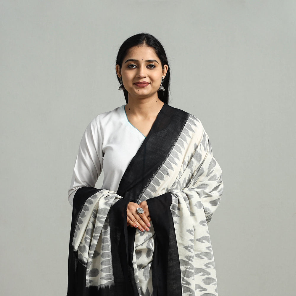 White - Handloom Cotton Pochampally Ikat Dupatta 11