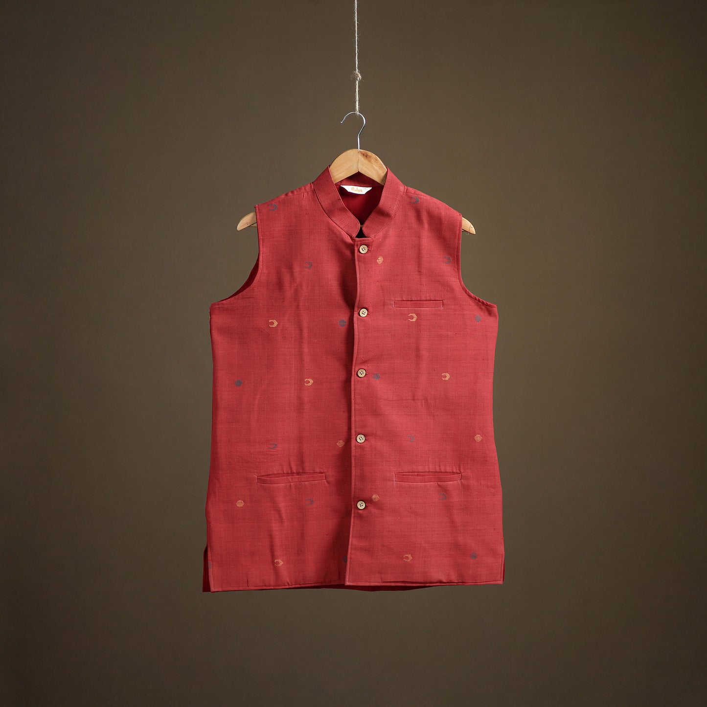 Handwoven Cotton Nehru Jacket for Men in Jamdani Buti of Srikakulam 05