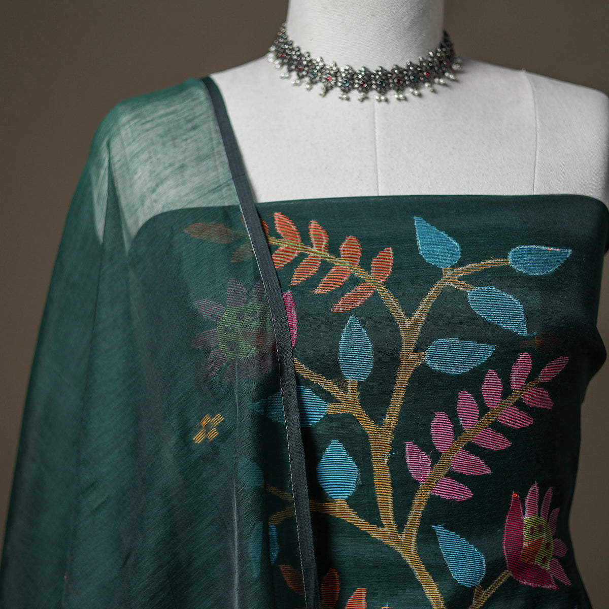 Jamdani Pure Handloom Muslin Unstitched Dress Material: Kurta with Dupatta 12