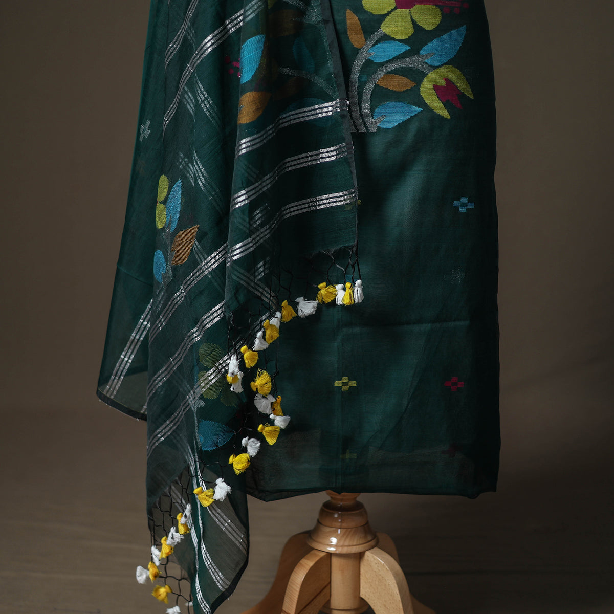 Jamdani Pure Handloom Muslin Unstitched Dress Material: Kurta with Dupatta 13