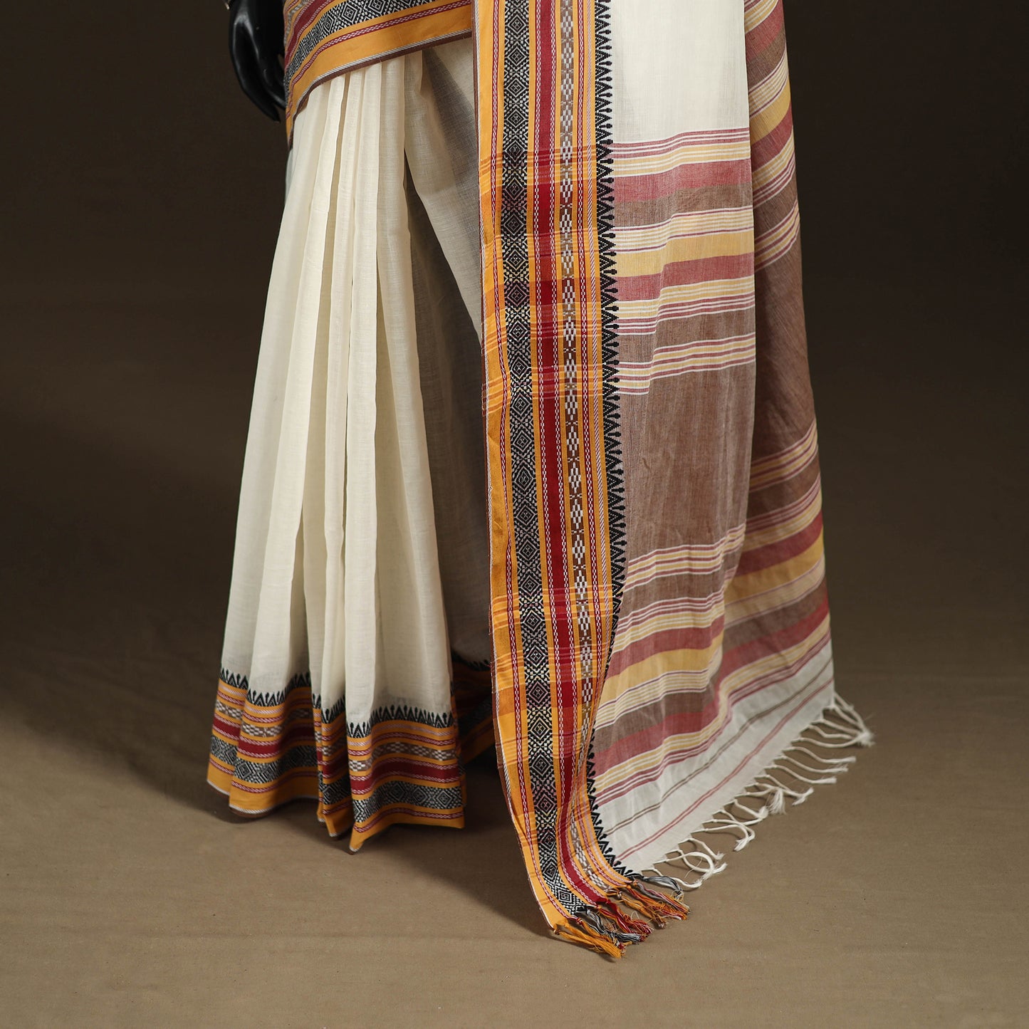 Bengal Handwoven Cotton Begumpuri Saree 04