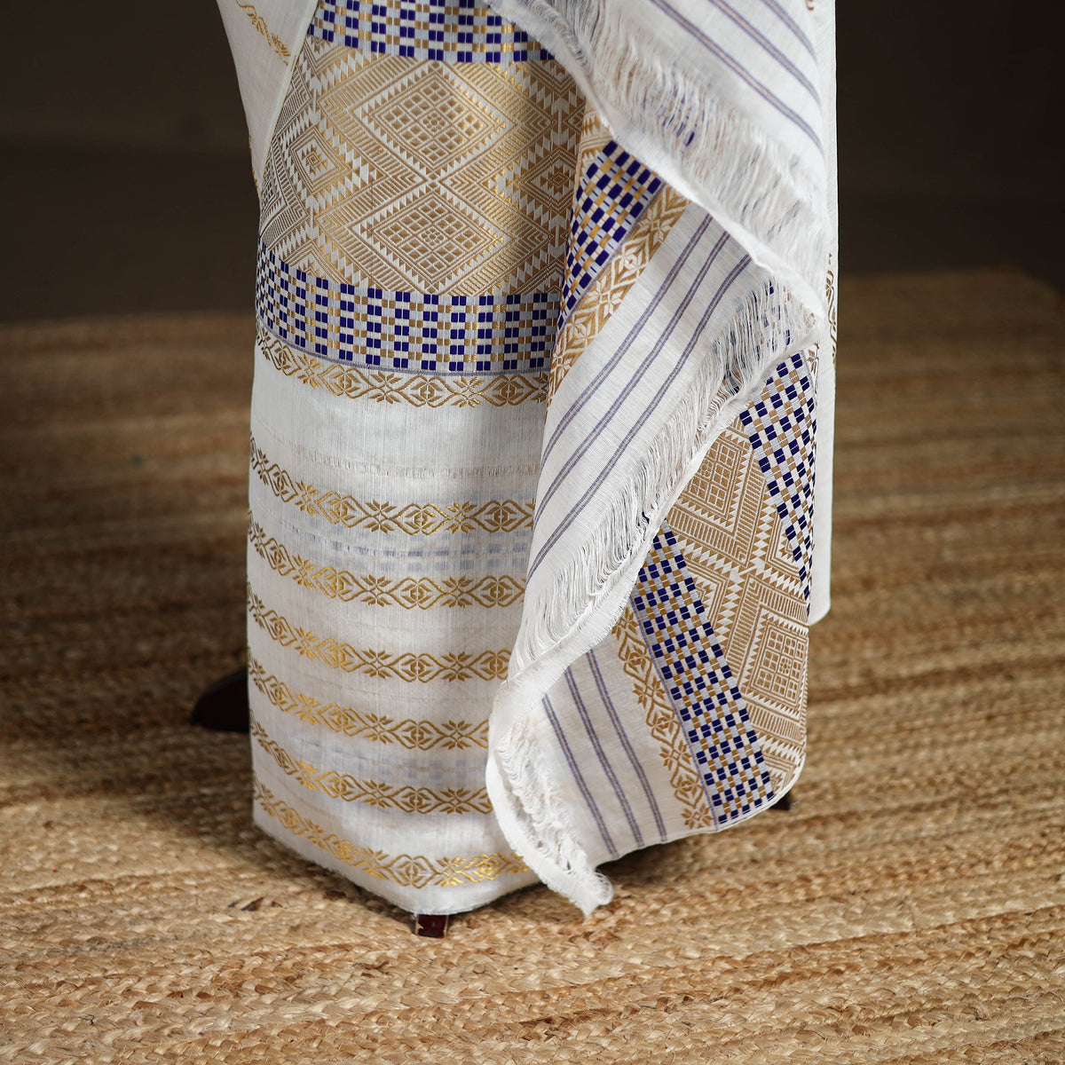 Assam Handloom Silk Cotton Mekhela Chador with Blouse Piece 02