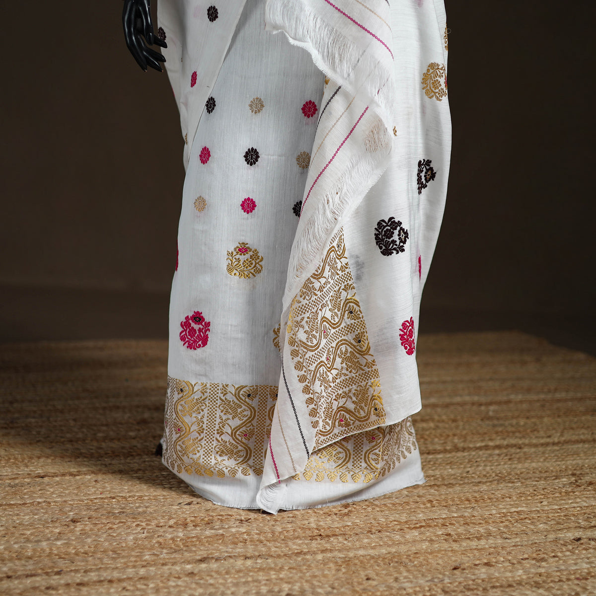 Assam Handloom Silk Cotton Mekhela Chador with Blouse Piece 03