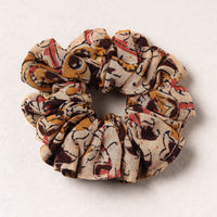 Rubber Band Scrunchie