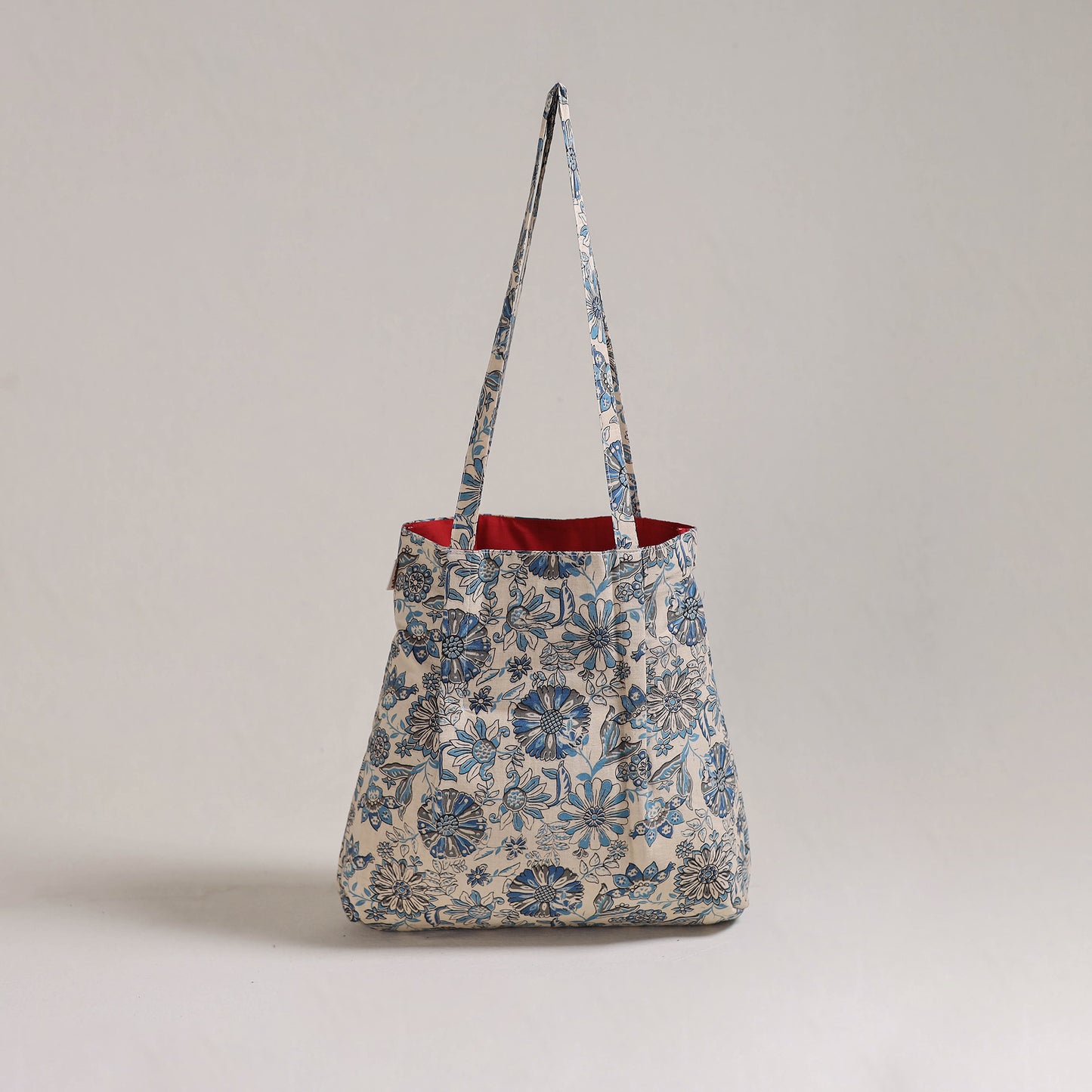 Handcrafted Fabric Jhola Bag 01