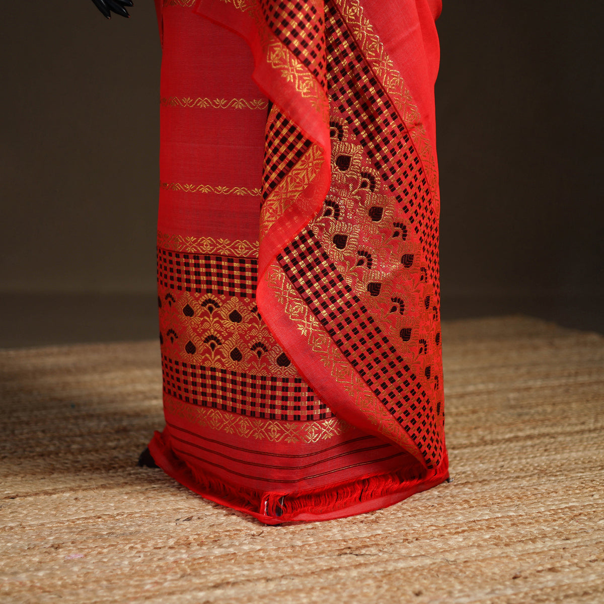 Assam Handloom Silk Cotton Mekhela Chador with Blouse Piece 05