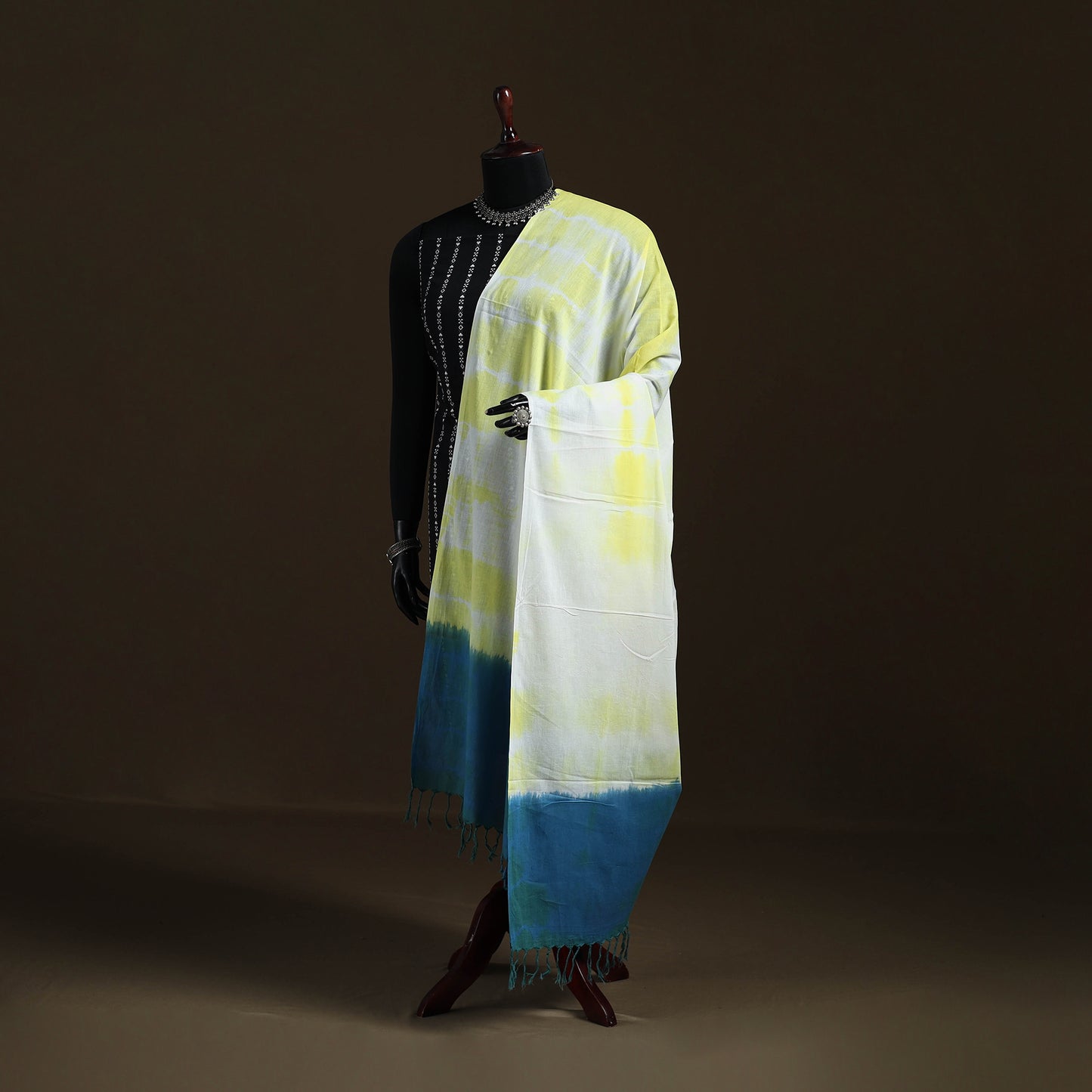 Shibori Tie-Dye Cotton Dupatta with Tassels 03
