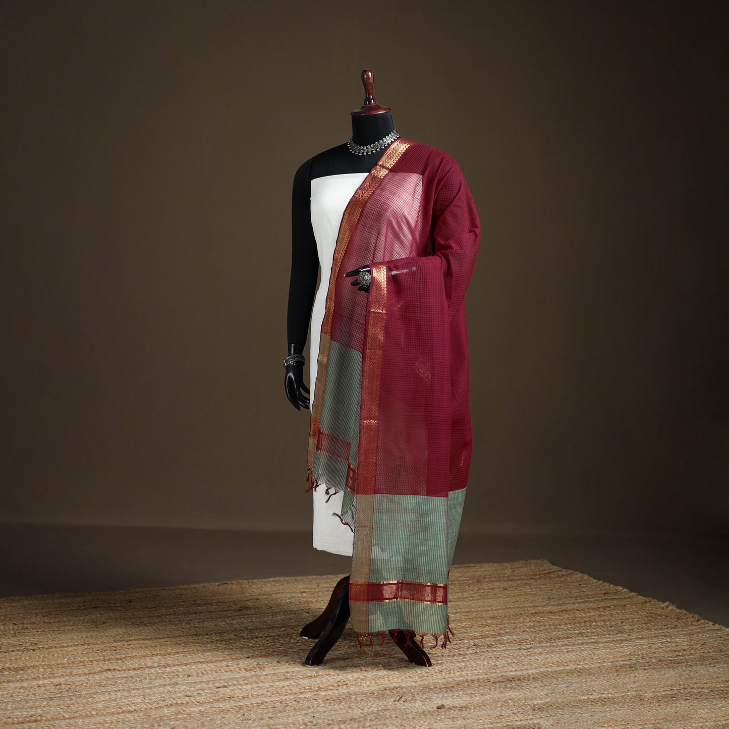 Pure Handloom Cotton Nizam Zari Border Mangalagiri Dupatta 09