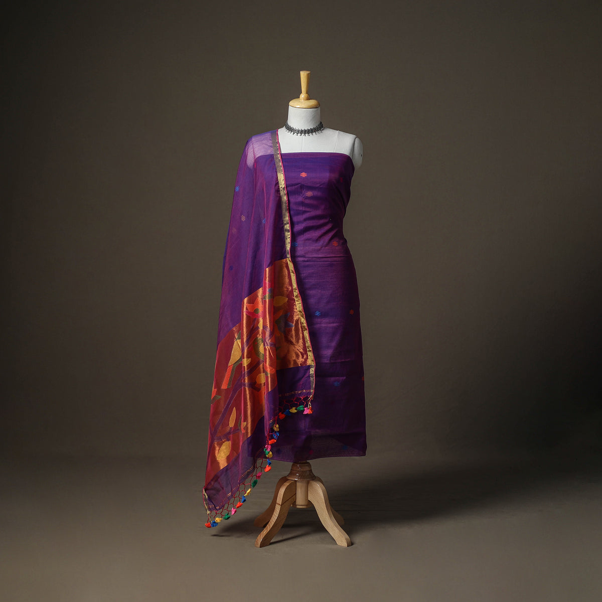 Jamdani Pure Handloom Muslin Unstitched Dress Material: Kurta with Dupatta 22