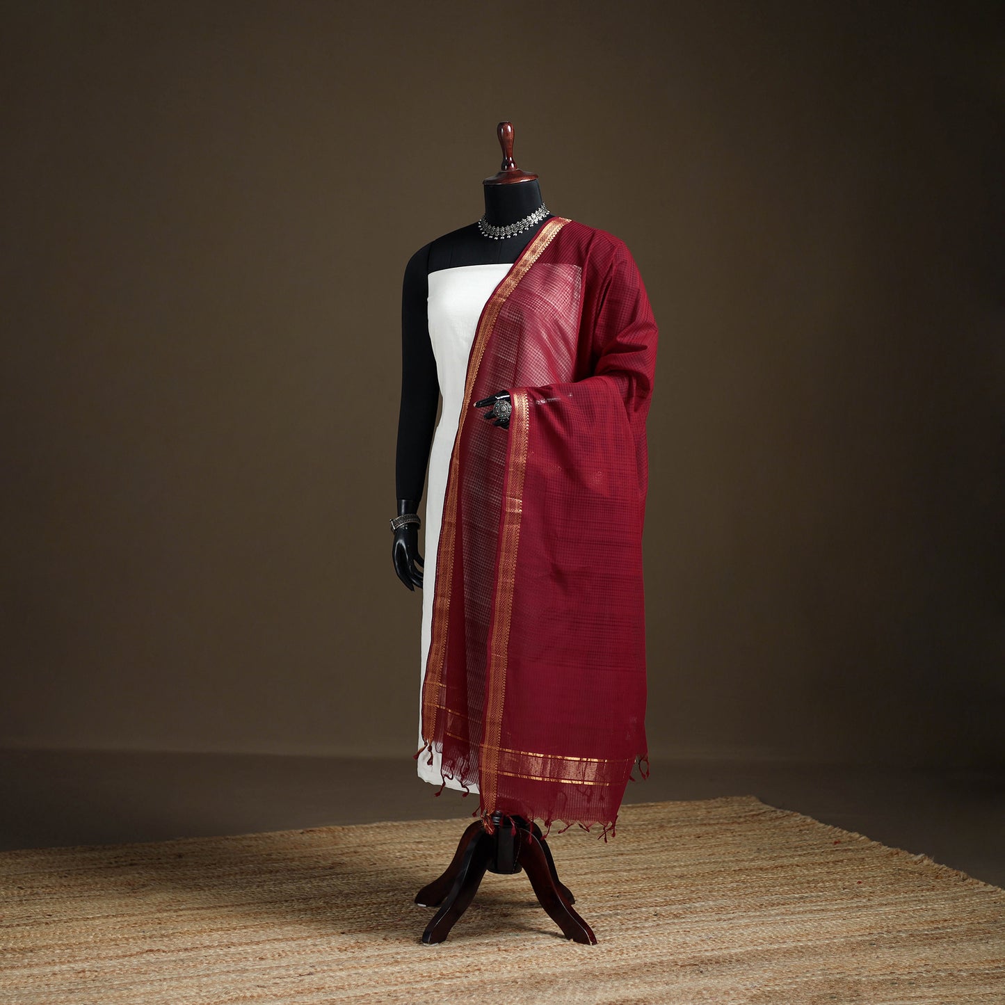Pure Handloom Cotton Nizam Zari Border Mangalagiri Dupatta 10