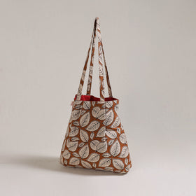 Handcrafted Fabric Jhola Bag 08