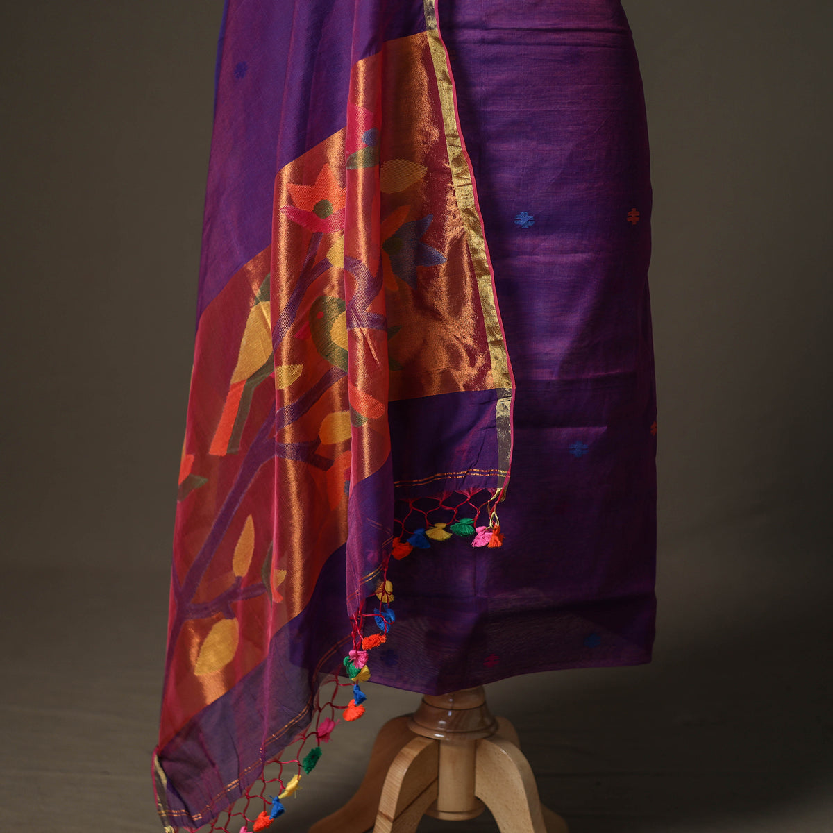 Jamdani Pure Handloom Muslin Unstitched Dress Material: Kurta with Dupatta 22