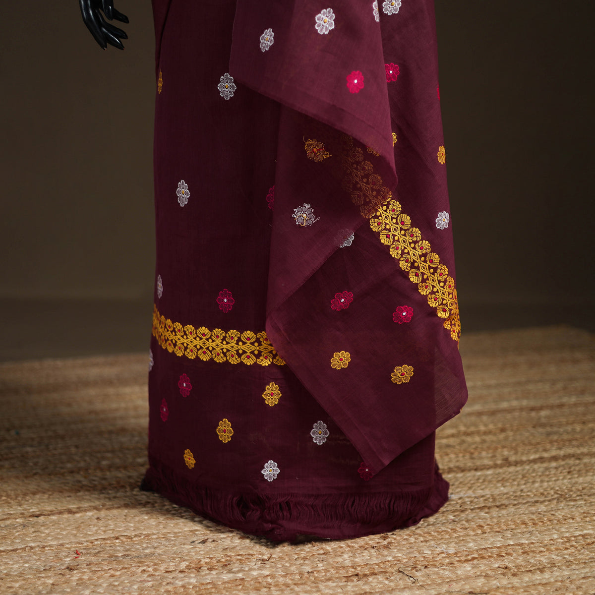 Assam Handloom Silk Cotton Mekhela Chador with Blouse Piece 10