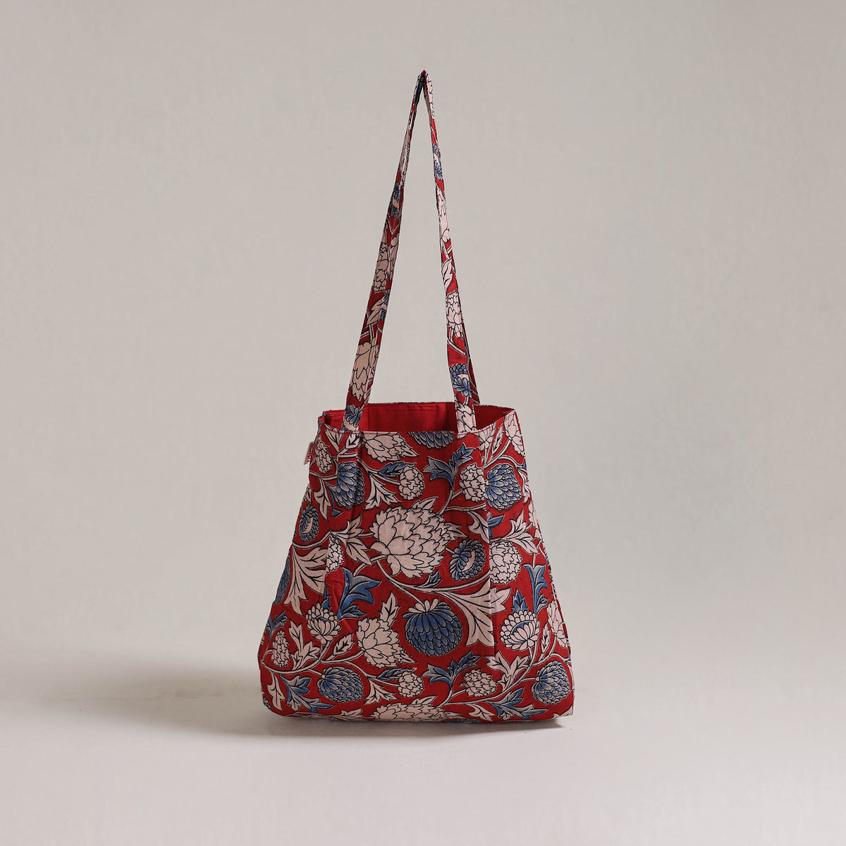 Handcrafted Fabric Jhola Bag 10