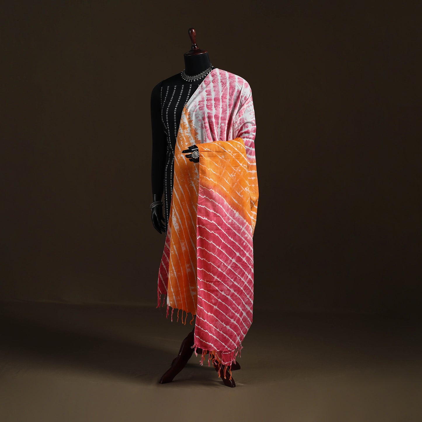 Shibori Tie-Dye Cotton Dupatta with Tassels 07