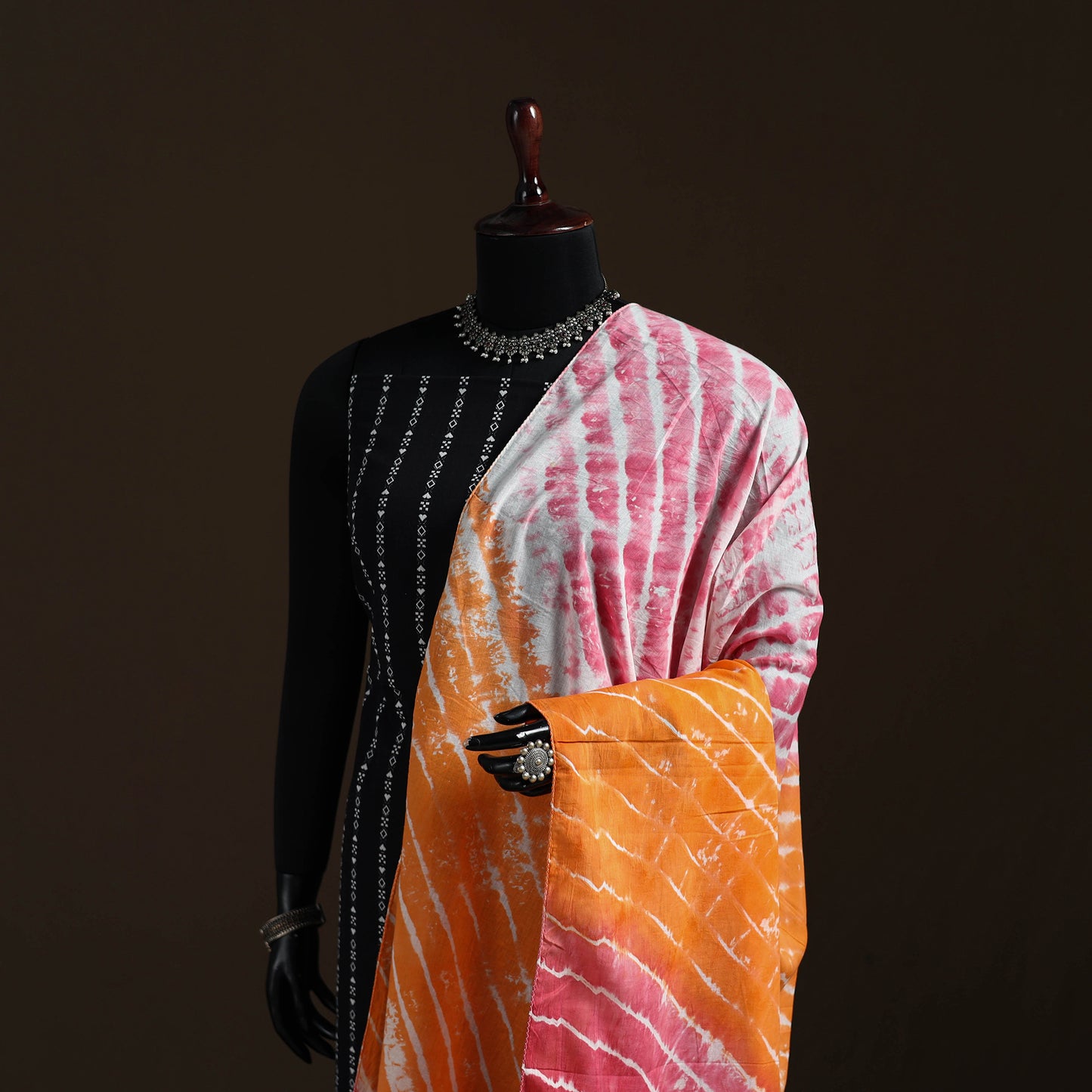 Shibori Tie-Dye Cotton Dupatta with Tassels 07
