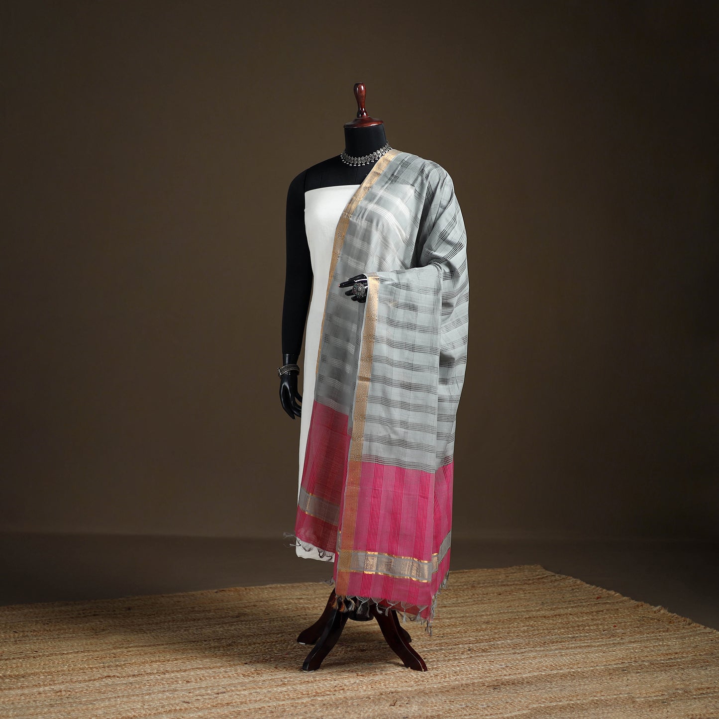 Pure Handloom Cotton Nizam Zari Border Mangalagiri Dupatta 12