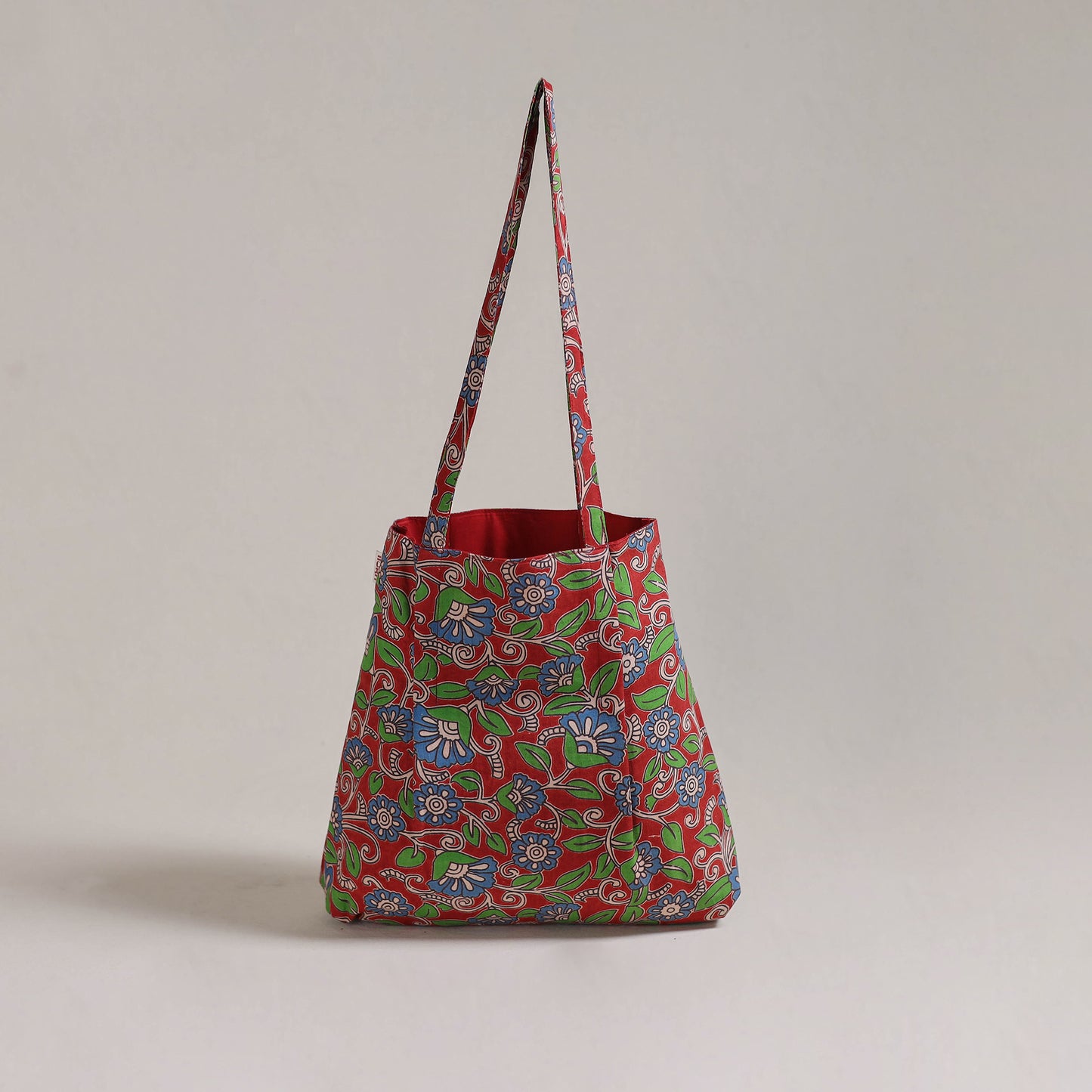Handcrafted Fabric Jhola Bag 11
