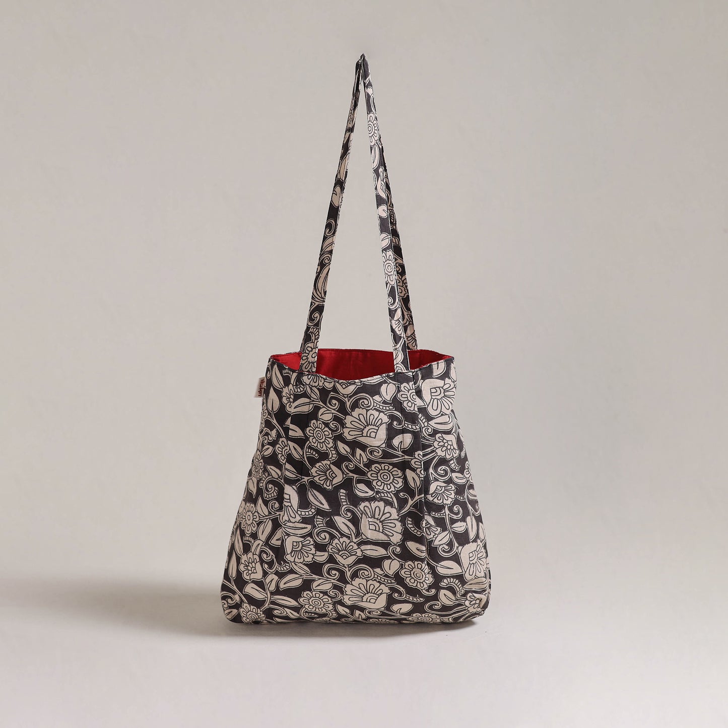 Handcrafted Fabric Jhola Bag 12