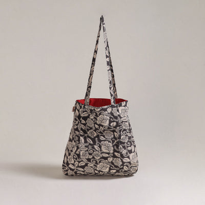 Handcrafted Fabric Jhola Bag 12